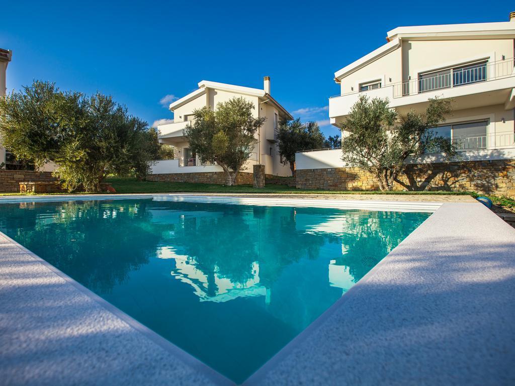 Abelia Luxurious Villas Finikounta Exteriör bild