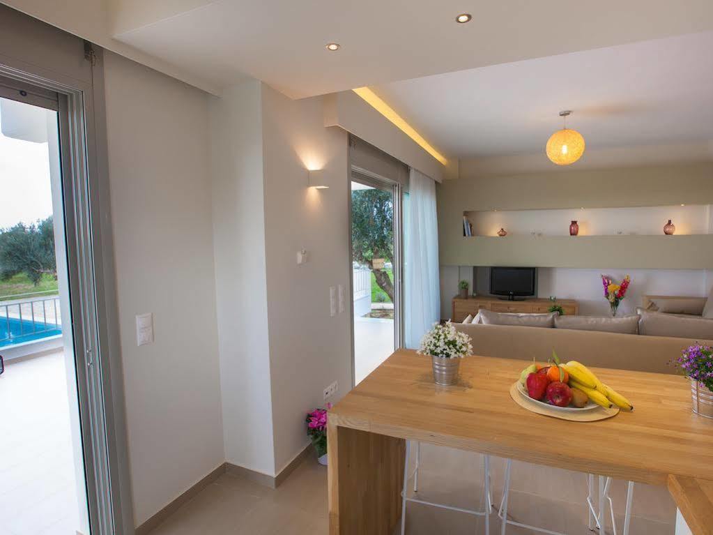 Abelia Luxurious Villas Finikounta Exteriör bild