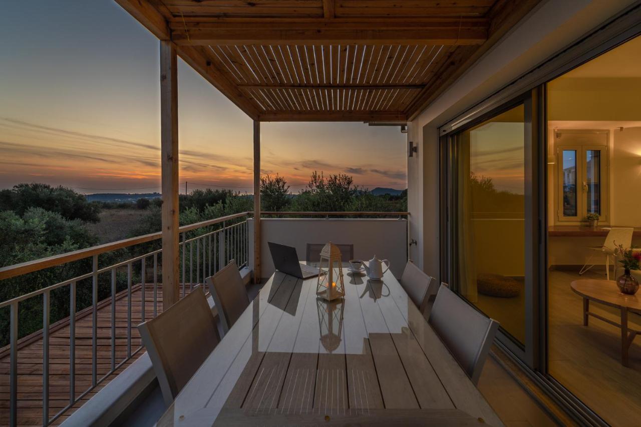 Abelia Luxurious Villas Finikounta Exteriör bild