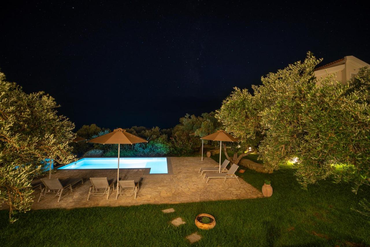 Abelia Luxurious Villas Finikounta Exteriör bild